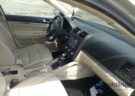 2010 Volkswagen Jetta Limited Edition from USA, damaged, VIN 3VWRZ7AJ9AM162430